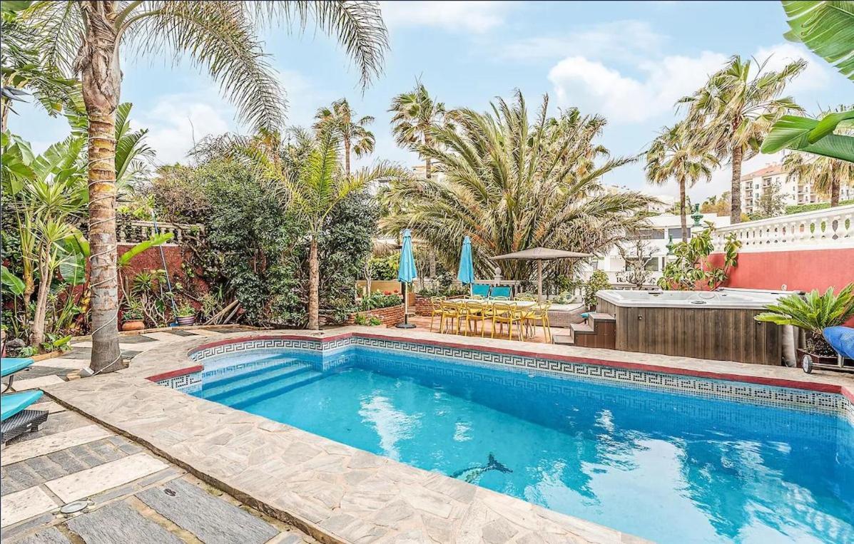 Majestic Villa By The Beach Heated Private Pool & Jacuzzi Benalmádena Zewnętrze zdjęcie